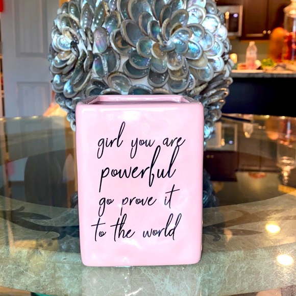 Bebe makeup/pen holder - Picture 1 of 4